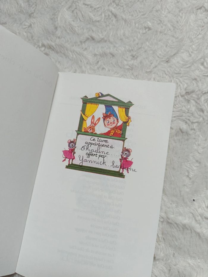 Livre enfant Oui oui et le chien qui saute Bibliothèque mini rose premières lectures Hachette - photo numéro 5