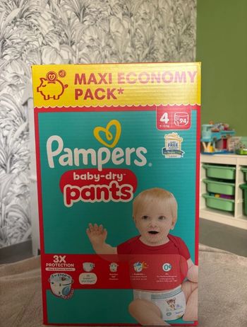 Couches pampers pants