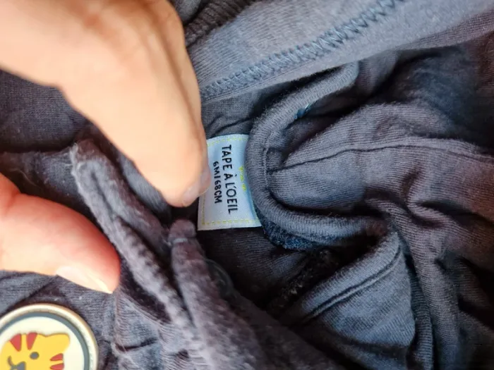 Petite veste tape a l'œil - photo numéro 2