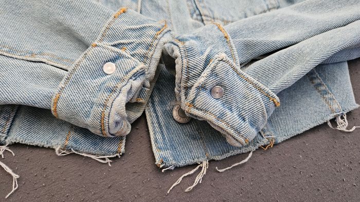 Veste en jean bleu ciel délavée très bon état - photo numéro 10
