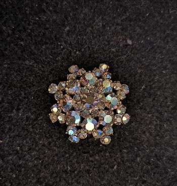 Broche vintage a strass étoile