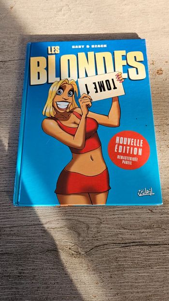 BD de Gaby & Dzack, Les Blondes, tome 1