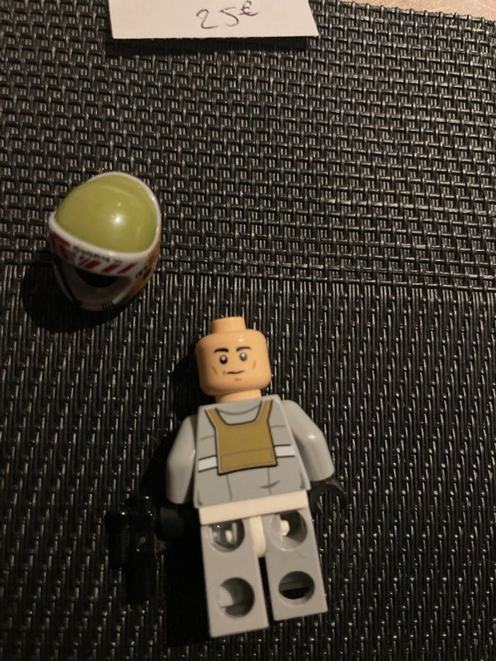 Lego Star Wars mini figurine pilote escadron gray Horton Salm sw0604 minifigure 75050 officiel - photo numéro 4