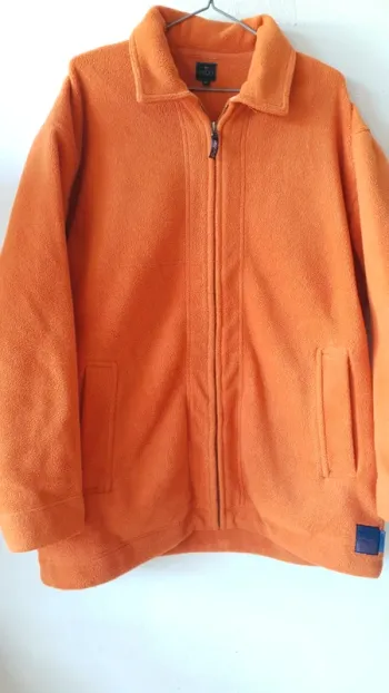 Polaire orange taille m