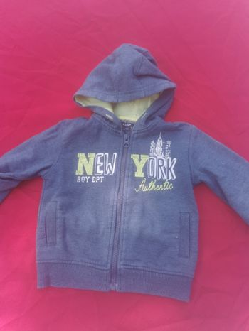 Gilet zippé kiabi 2 ans