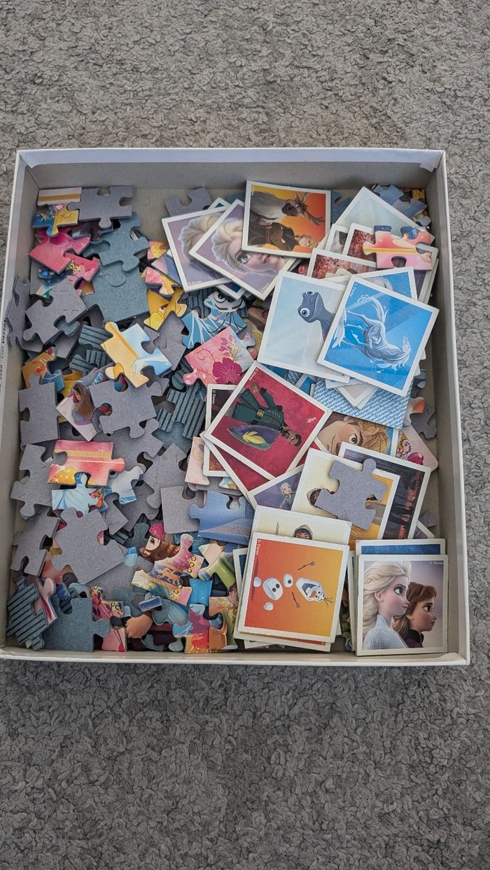 2 puzzles princess Disney - photo numéro 2