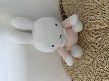Peekaboo Miffy Pink