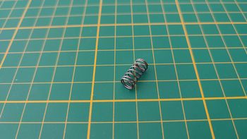 Suspension seule pièce détachée miniature Bugatti EB110 1992 Maisto 1/18 1/18ème #B79