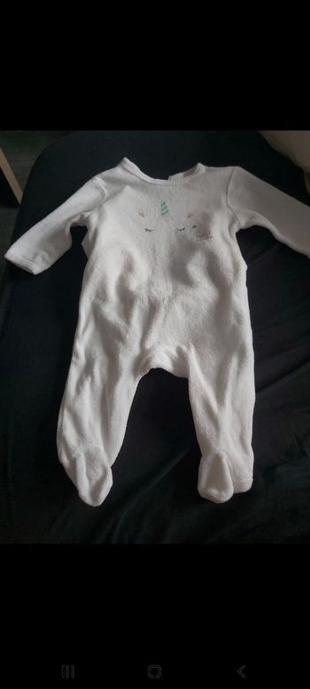 Pyjama taille 3mois 56/62cm kiabi unicorn