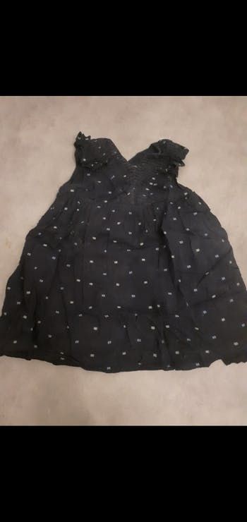 Robe Tommy Hilfiger taille 24 mois