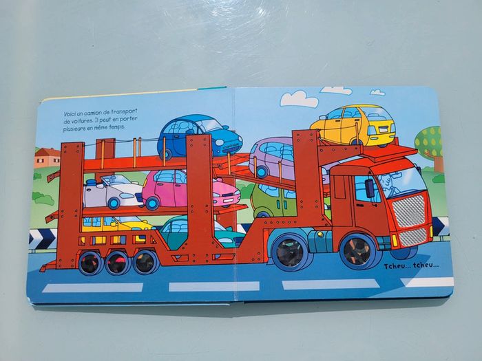 Les tout-doux Usborne, livre à textures 🚗 Les Voitures 🚙 72 - photo numéro 4