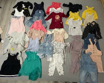 Lot robes fille 6 mois