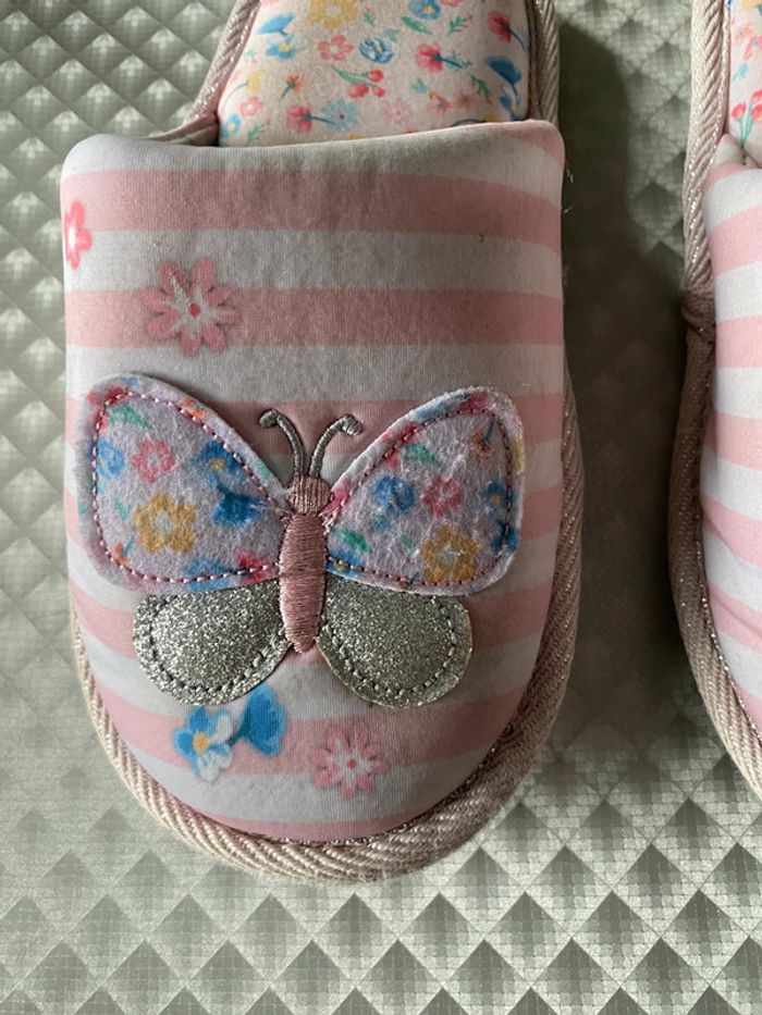 Pantoufles papillon - photo numéro 2