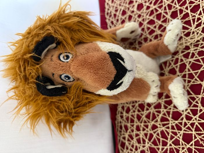 Alex le Lion de MADAGASCAR 2 doudou GIPSY