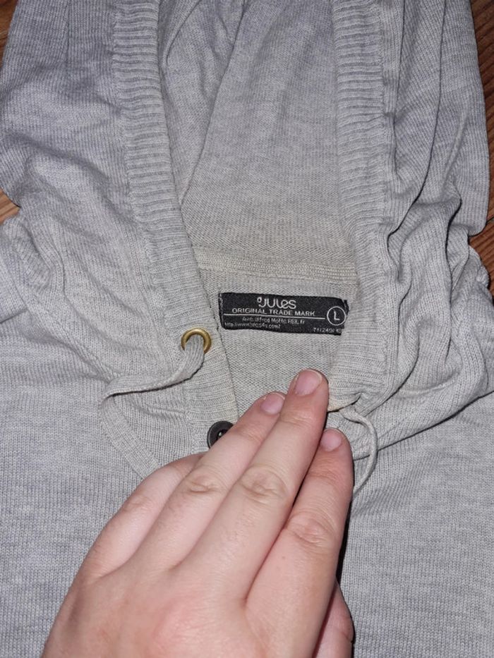 Pull gris - photo numéro 2