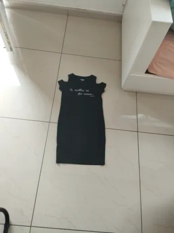 Robe noir côtelé