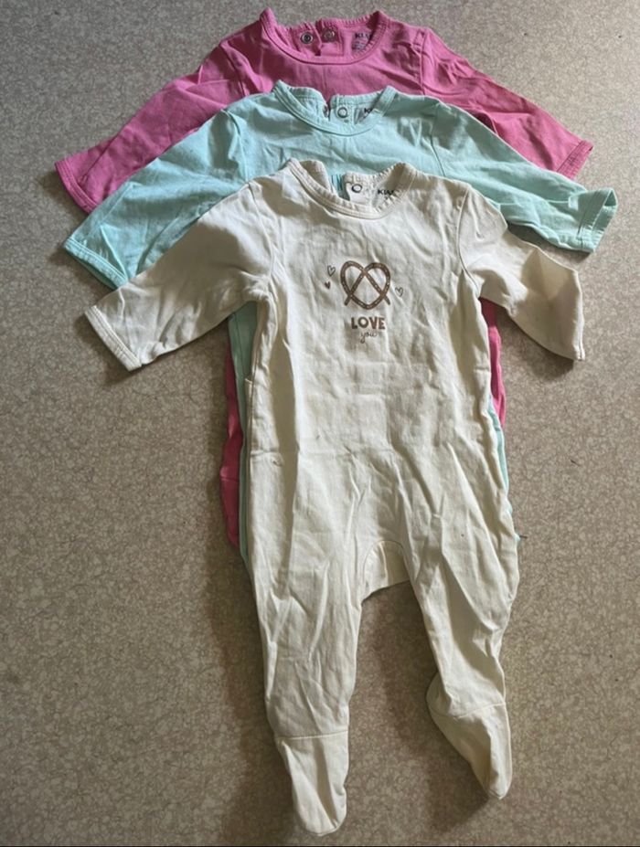 Lot pyjamas 3 mois