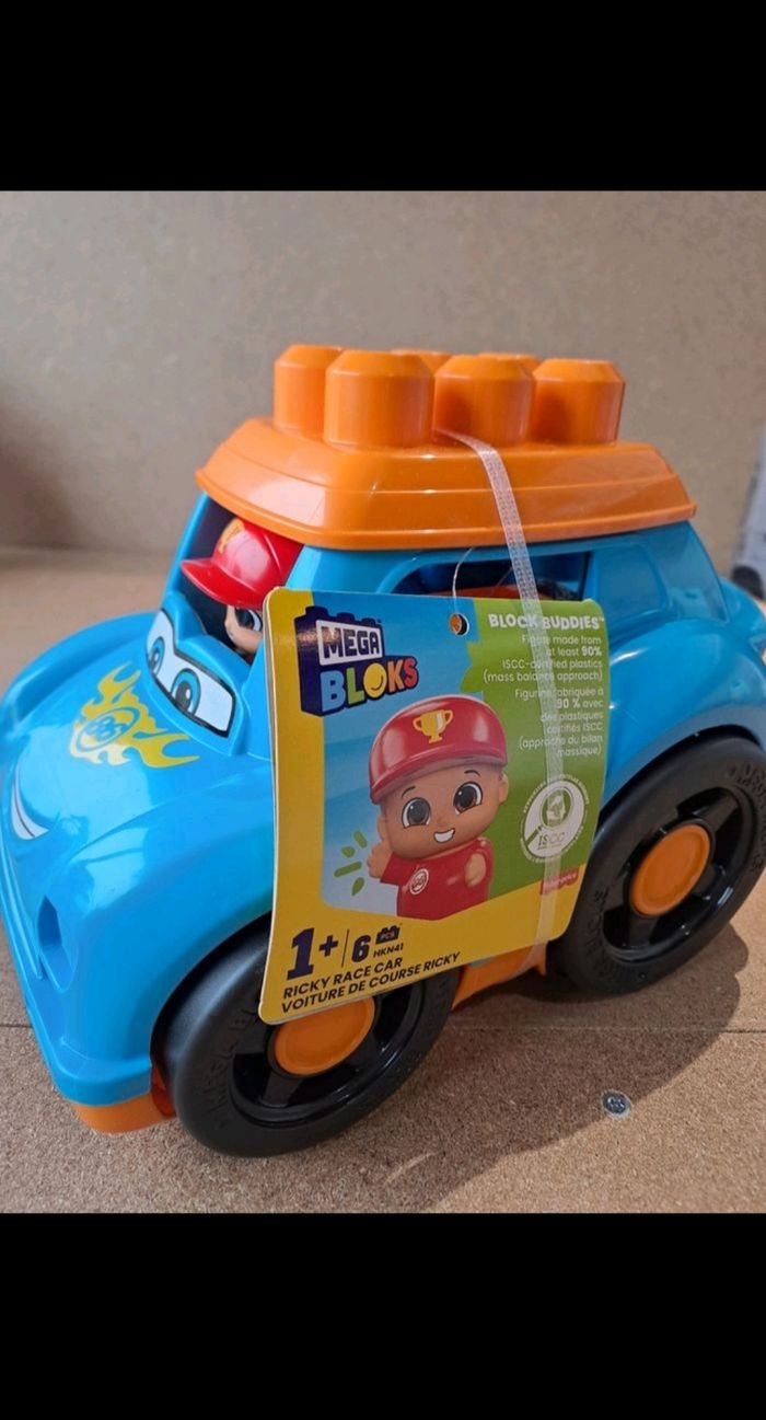 Voiture mega blocks - photo numéro 2