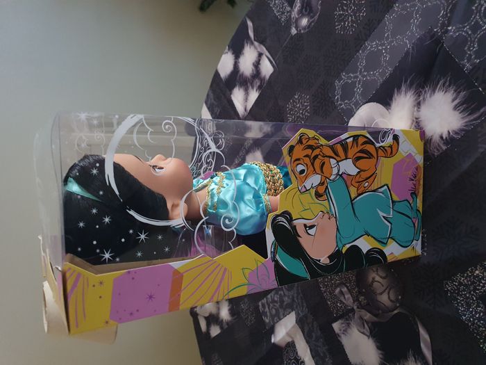 Poupée Disney Animators collection Jasmine neuve 38 cm - photo numéro 4