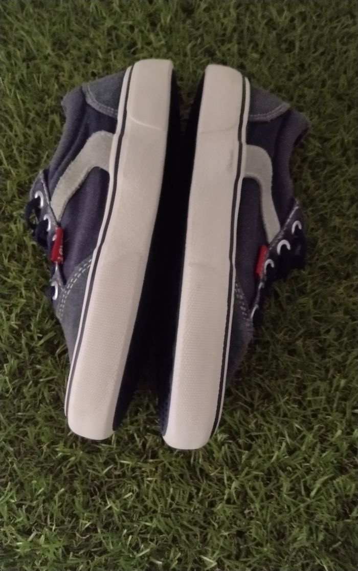 Basket Levi's garçon pointure 31 - photo numéro 5