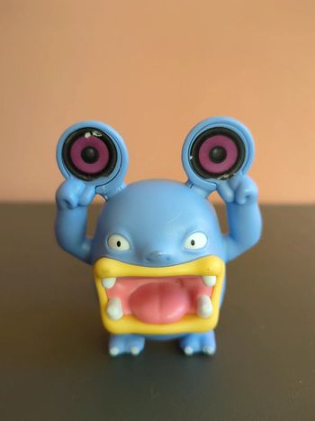 figurine pokémon ramboum
