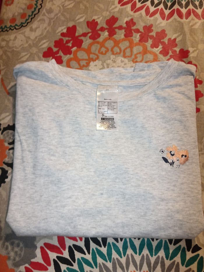 Tea shirt