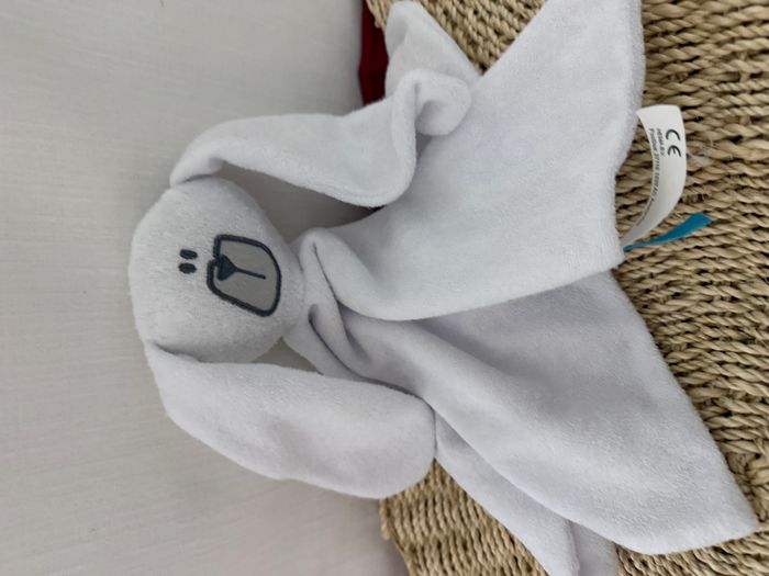 Doudou plat lapin HEMA blanc éponge 32 cm