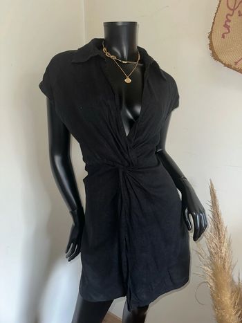 Mango MNG robe sexy décolleté noir col chemise