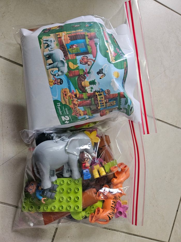 Lego Duplo L'île tropicale 10906 - photo numéro 9