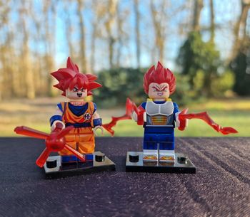 Minifigure Manga Dragon Ball Z  Lot de 2 figurines   Son Goku et Végéta n1.2