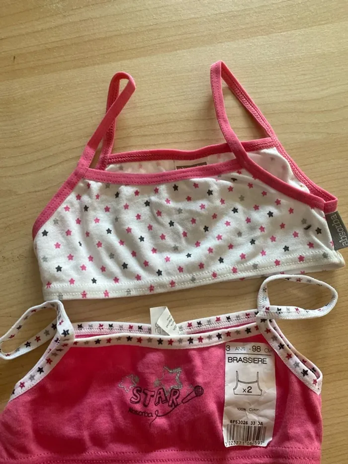 Lot brassières Absorba taille 3 ans Neuves - photo numéro 2