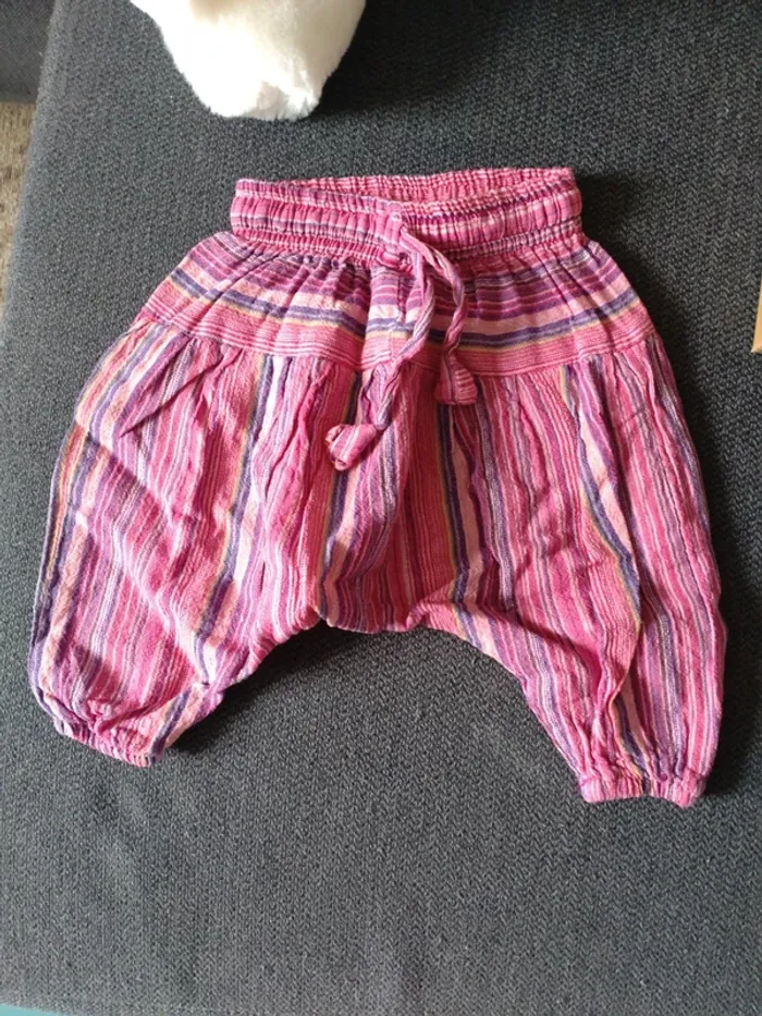 Sarouel taille 6 mois