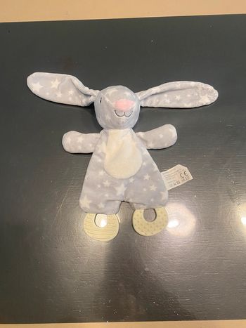 Doudou lapin éveil bruit