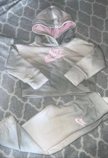 Ensemble  Nike 18 mois
