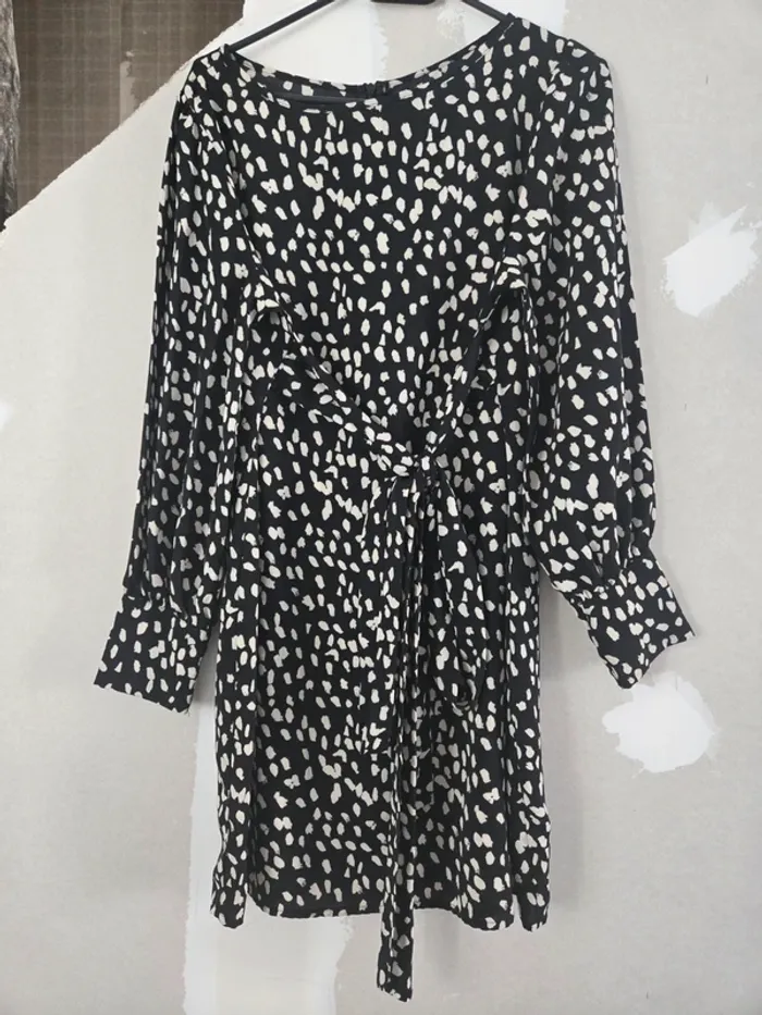 Robe courte manche longue Boohoo