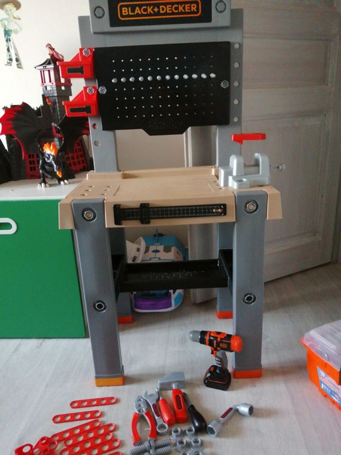 Etabli à outil smoby black et decker