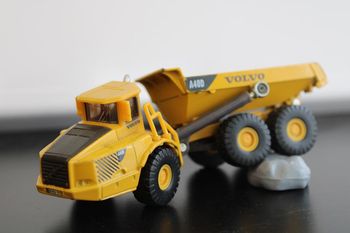 Siku Camion benne volvo articulé