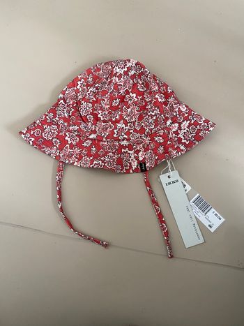 Chapeau IKKS neuf avec étiquette 46cm 