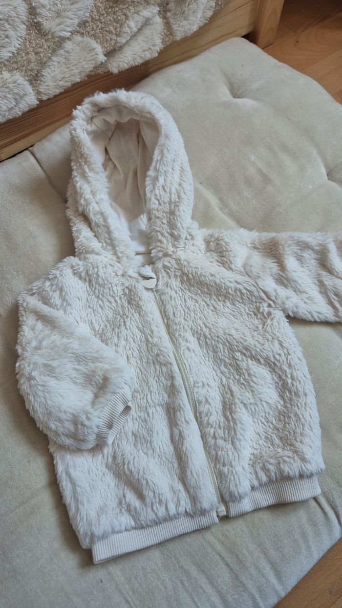 Veste en fausse fourrure