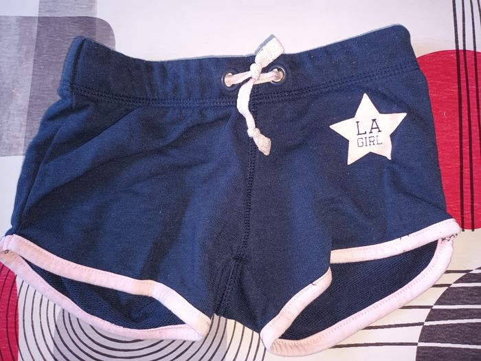 Short élastique Taille 2 ans 👧 - photo numéro 5