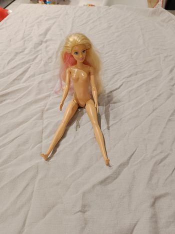 Poupée Barbie