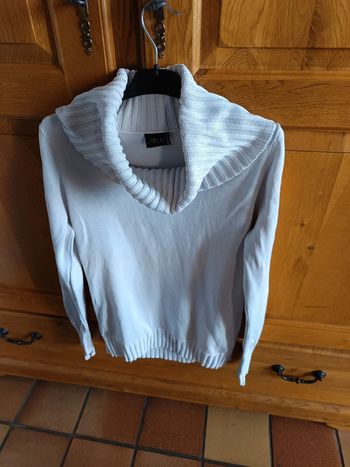 Pull col roulé