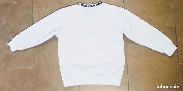 Sweat Fila taille 12/13 ans - photo numéro 2