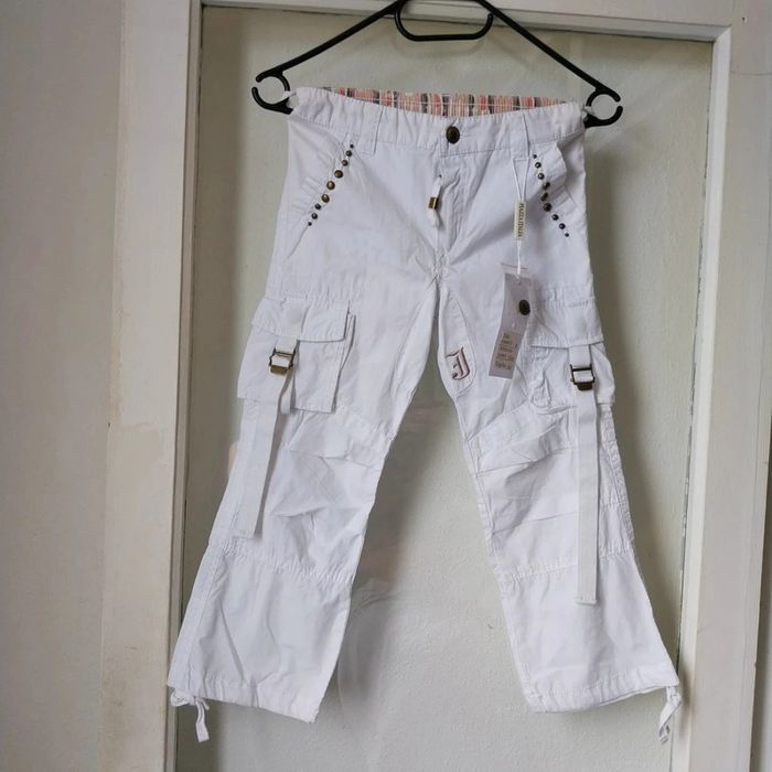 Magnifique pantalon 6 ans neuf