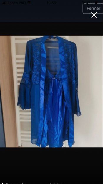 Peignoir et nuisette