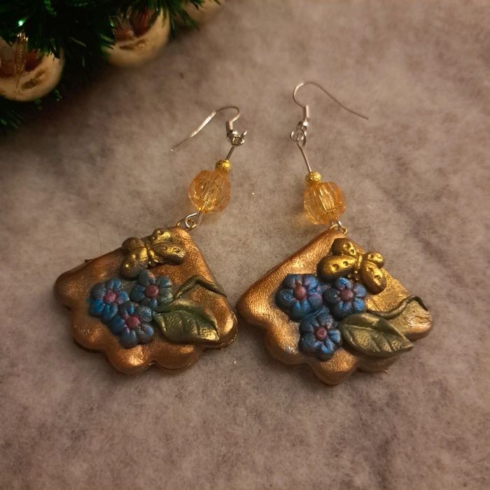 Boucles d'oreilles pendante en pâte polymere multicolore - photo numéro 3