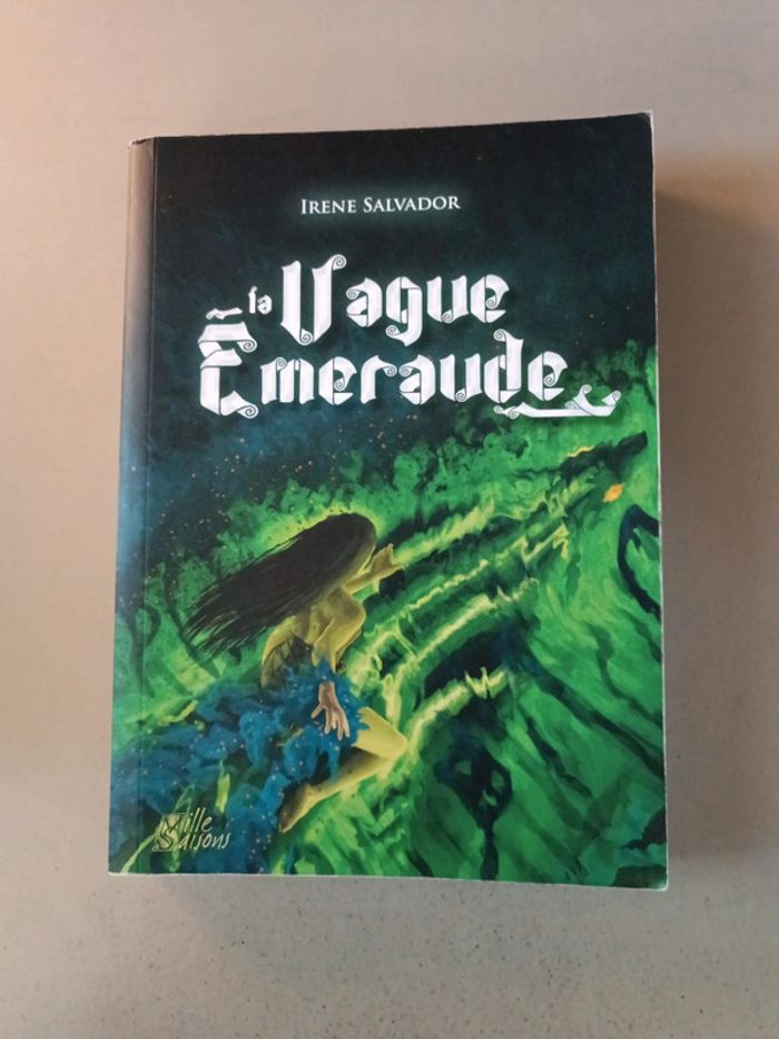 Irène Salvador la vague émeraude