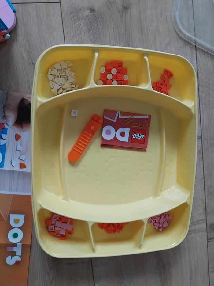 La boîte de rangement Lego Dots - photo numéro 3