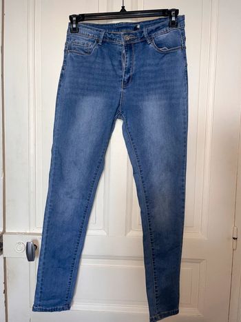 Jeans taille haute vs miss taille 42