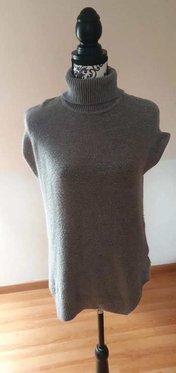 Pull col roulé  sans manches